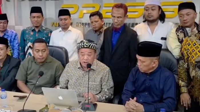 abah-setu-meminta-maaf-usai-pernyataannya-yang-menghina-nabi-muhammad-saw-1789101289907_169