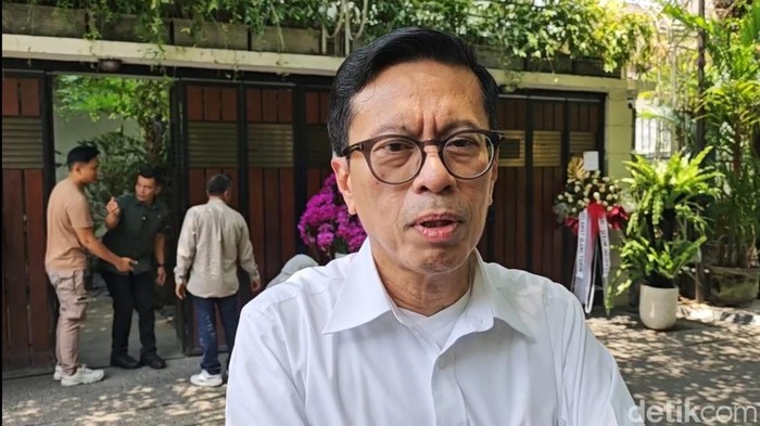 jokowi-1759832341308_169
