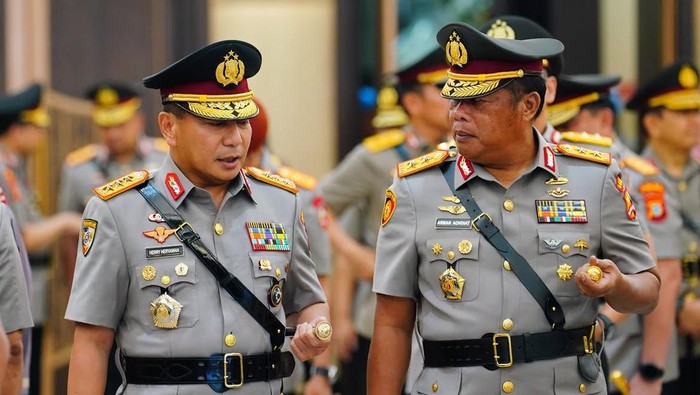 kabaharkam-polri-komjen-herry-heryawan-1791103555623_169