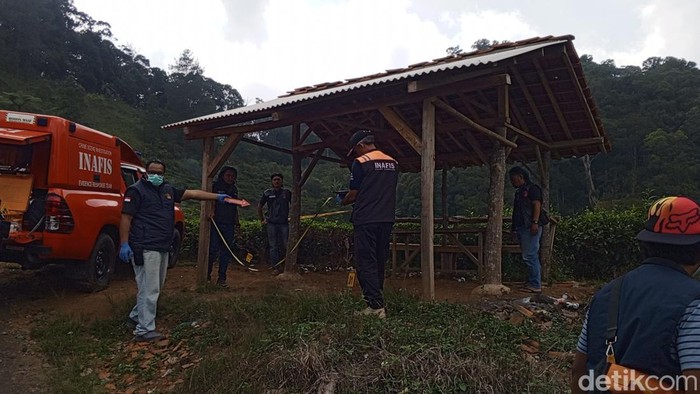 lokasi-ditemukannya-ojol-ditemukan-terkubur-di-perkebunan-teh-cisoka-sumedang-1791700566926_169