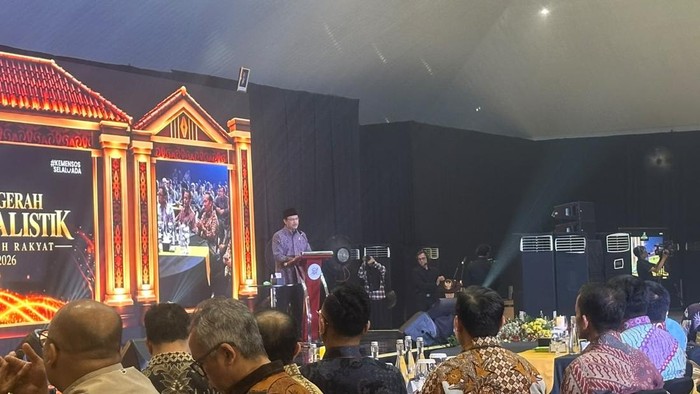 menteri-sosial-mensos-saifullah-yusuf-atau-gus-ipul-1792249937804_169