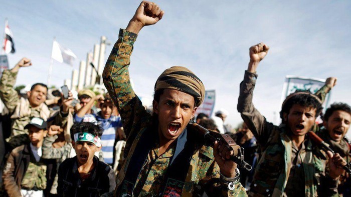 siapa-kelompok-pemberontak-houthi-di-yaman-dan-mengapa-mereka-menyerang-kapal-kapal-kargo-yang-menuju-israel_169
