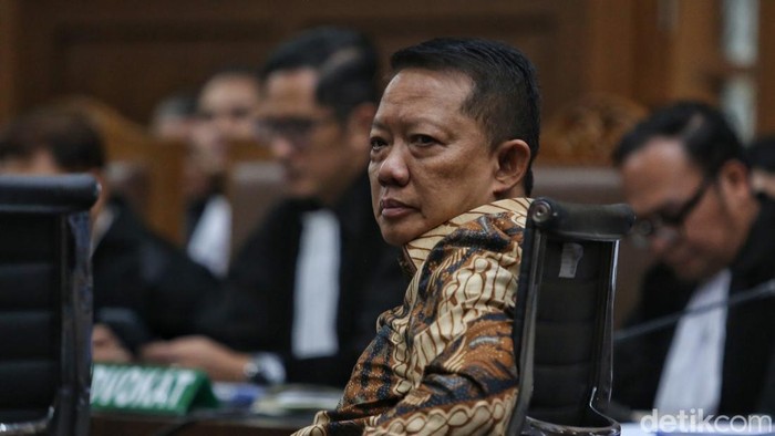 sidang-perdana-febrie-adriansyah-1791366800584_169