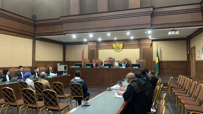 sidang-terdakwa-budiman-bayu-prasojo-selaku-kepala-seksi-intelijen-cukai-p2-djbc-bea-cukai-1791782907579_169