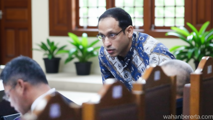 Main Agenda: Bantah Bahas Chromebook, Nadiem Ungkap Isi Chat Grup WA ‘Mas Menteri Core’