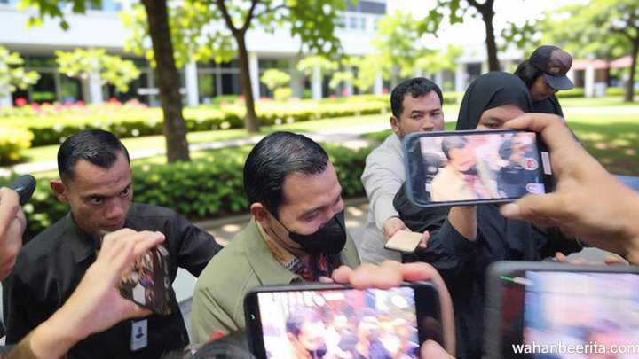 Plt Walkot Madiun Irit Bicara Usai 10 Jam Diperiksa KPK soal Pemerasan Maidi