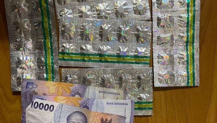 barang-bukti-obat-terlarang-dok-ist-1779936629336_169