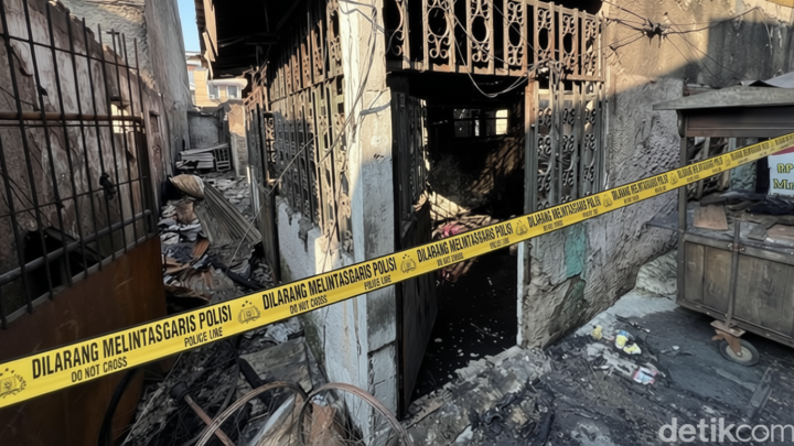 Lokasi Kebakaran di Permukiman Padat Tambora Dipasangi Garis Polisi