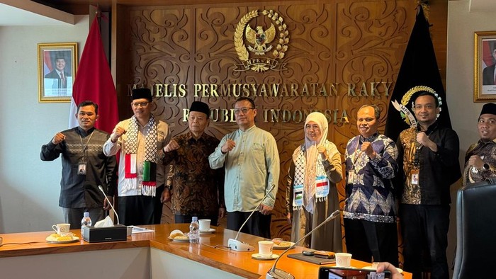 datangi-mpr-gpci-lapor-9-wni-ditangkap-israel-1779170979289_169