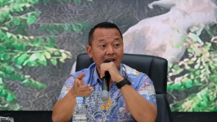dirkrimsus-polda-riau-kombes-ade-kuncoro-wahyu-1770382135908_169