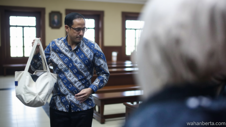 New Policy: Nadiem Doakan Ibam yang Hadapi Sidang Putusan Kasus Chromebook Besok