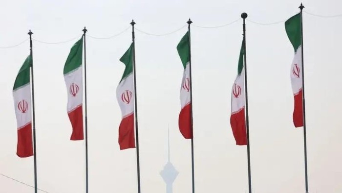 ilustrasi-bendera-iran-1754027867161_169