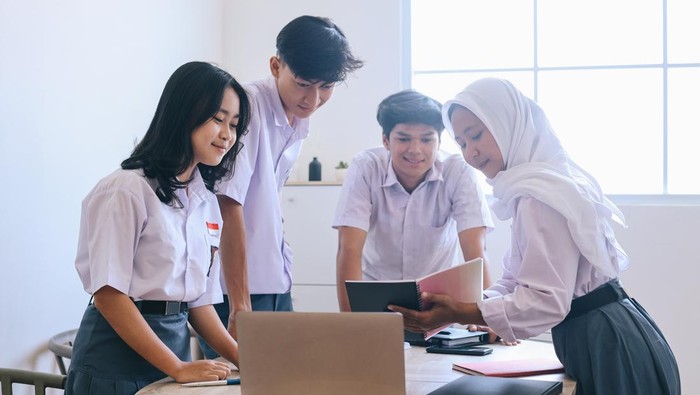 ilustrasi-siswa-sma_169