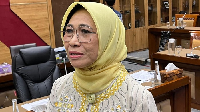 ketua-komisi-x-dpr-ri-hetifah-sjaifudian-rifkadetikcom_169