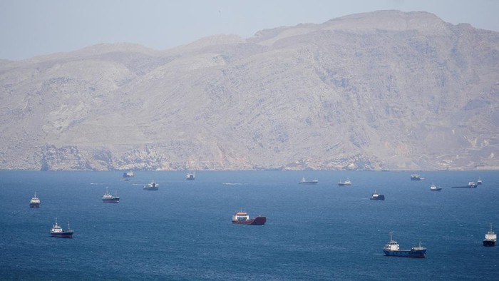 Visit Agenda: Iran Izinkan Kapal-kapal China Lewati Selat Hormuz Sejak Kemarin
