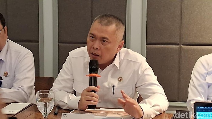 menteri-perhubungan-dudy-purwagandhi-1775742110370_169