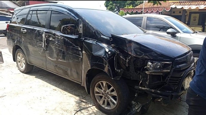 Kepala Dinas di Banten Tabrak Kerumunan Siswa SD Jadi Tersangka