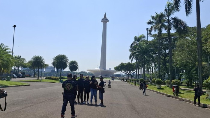 monas-1779953383480_169