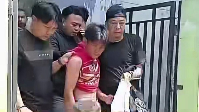 pembunuh-siswi-sd-yang-mayatnya-ditemukan-di-rumah-kosong-di-makassar-akhirnya-ditangkap-dokumen-istimewa-1779871436118_169