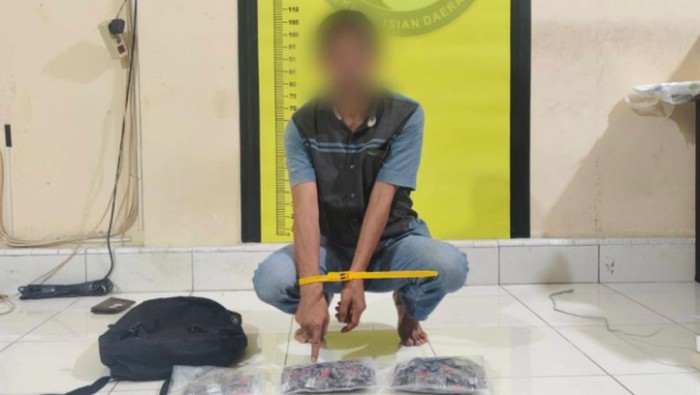 polda-riau-menangkap-residivis-penyelundup-9-paket-narkoba-ke-jakarta-1780202066283_169