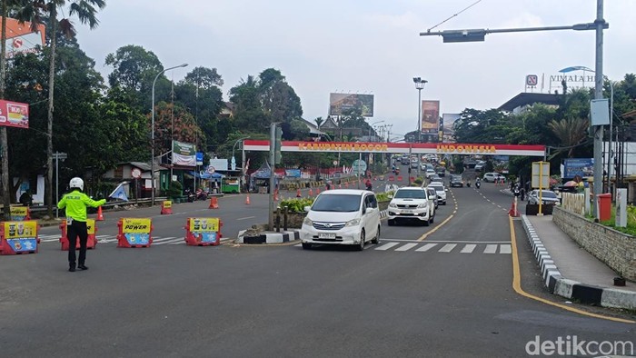 Special Plan: 180 Polantas Siaga Atur Lalin Sentul dan Puncak Bogor Selama Long Weekend
