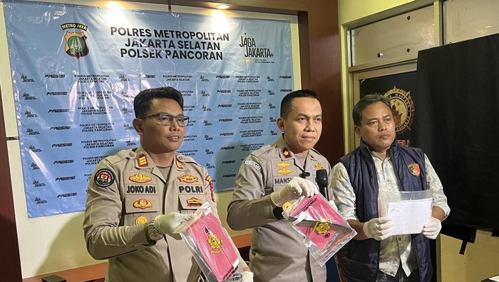 polsek-pancoran-menangkap-dua-pelaku-curanmor-1779722493582_169