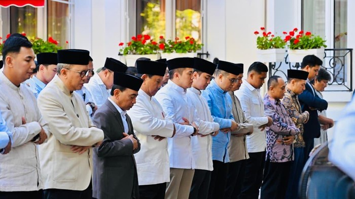 prabowo-salat-idul-adha-bersama-diaspora-di-wisma-indonesia-paris-1779874446837_169