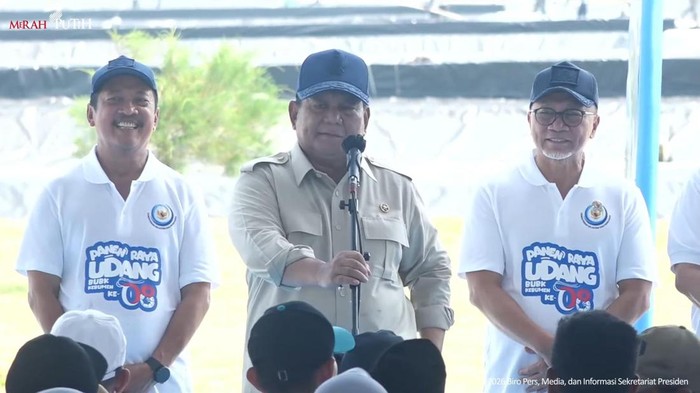 presiden-prabowo-di-penen-raya-udang-di-kebumen-jawa-tengah-sabtu-2352026-1779511817595_169