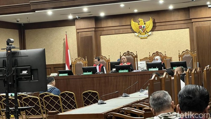 sidang-kasus-suap-importasi-barang-pada-bea-cukai-1779292347874_169-1
