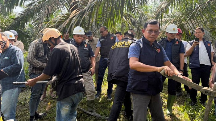 tim-dari-bareskrim-polri-turun-tangan-mengecek-penyebab-listrik-padam-di-sebagian-sumatera-dok-istimewa-1779606428986_169