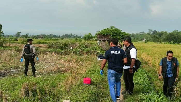 tkp-ledakan-petasan-balon-udara-di-blitar-1779860883965_169