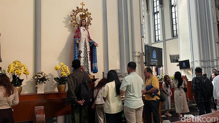Solution For: 2.300 Umat Ikuti Misa Kenaikan Yesus Kristus di Gereja Katedral Jakarta Pagi Ini