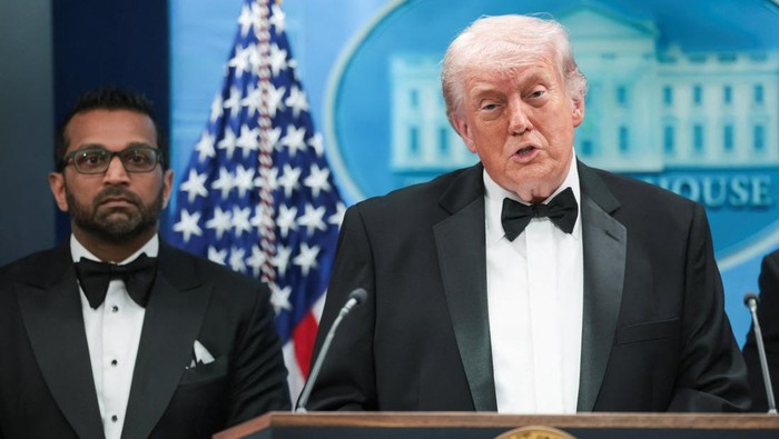 usai-insiden-penembakan-donald-trump-buka-suara-di-gedung-putih-1777172373662_169