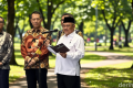 Key Strategy: Mendikdasmen Kenang Jasa Soeharto di Pendidikan: Beasiswa Supersemar-SD Inpres