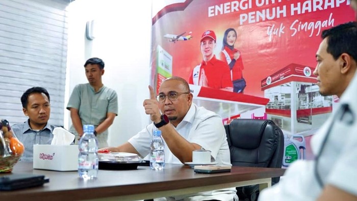 Topics Covered: Andre Rosiade Cek Solar Subsidi Sumbar, Tegaskan Kelangkaan Bukan karena Kuota Kurang tapi PETI
