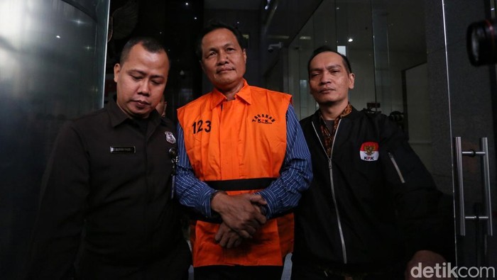 Dari Suap untuk Menyuap ala Bupati Muara Enim