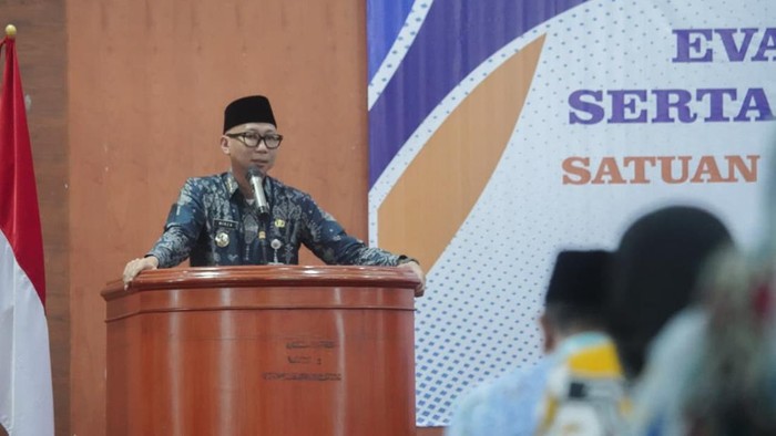 gubernur-lampung-rahmat-mirzani-1780890953457_169