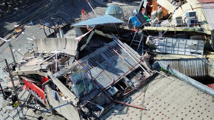 jejak-kehancuran-gempa-dahsyat-di-filipina-selatan-1780903036514_169