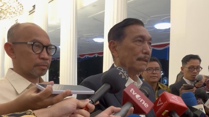 Key Discussion: Luhut Ungkap Penyaluran Baru Bansos Bakal Berbasis Digital dan Pakai AI