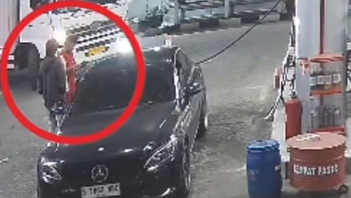 mobil-pelat-alsu-tipu-spbu-di-bogor-1780281236237_169