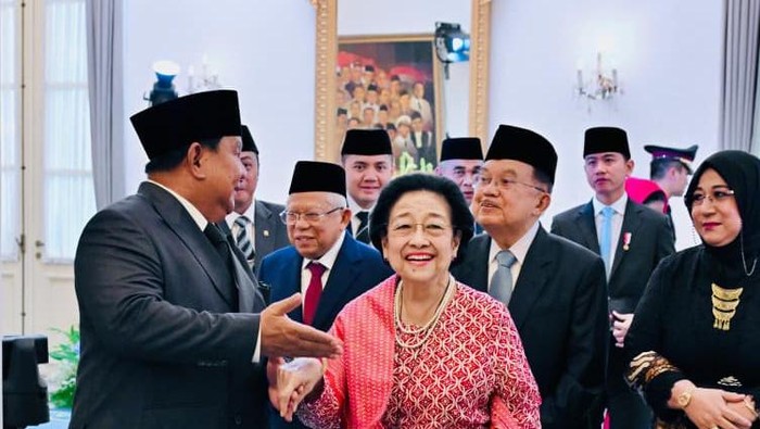 momen-kedekatan-prabowo-dan-megawati-di-hari-lahir-pancasila-senin-162026-1780300642171_169