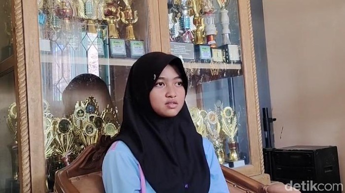 nadia-siswi-yang-gagal-tuntaskan-lomba-osn-gara-gara-listrik-padam-1781154065107_169