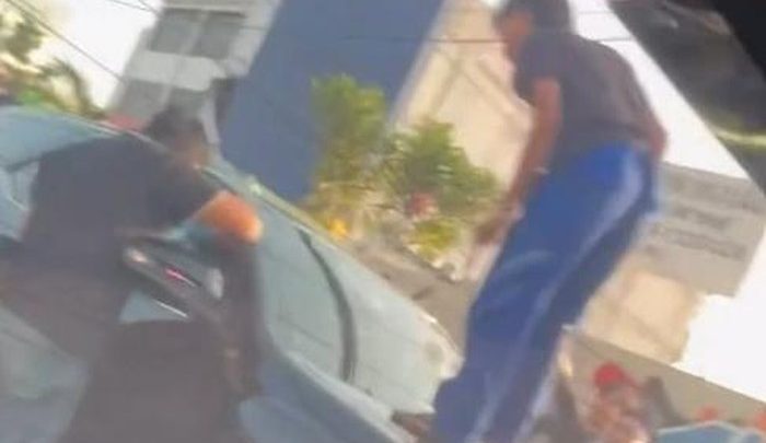 Solution For: Pemotor yang Teriak ‘Tabrak Lari’ Ternyata Tabrakan Diri ke Fortuner di Jakpus