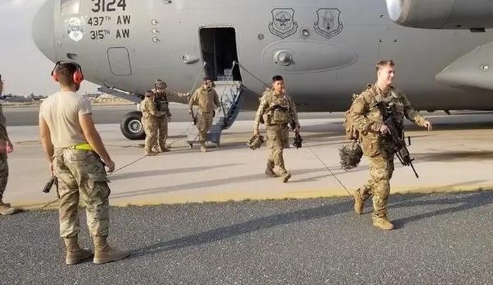 Latest Update: Rudal Iran Hantam Pangkalan Kuwait, 7 Orang Termasuk Tentara AS Luka-luka