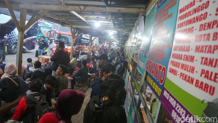 terminal-pondok-pinang-ramai-jelang-libur-tahun-baru-hijriah-1781422875229_169