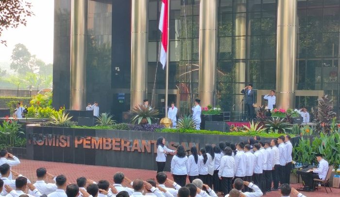 What Happened During: KPK: Makin Kuat Pancasila Diimplementasikan, Main Kecil Ruang Korupsi