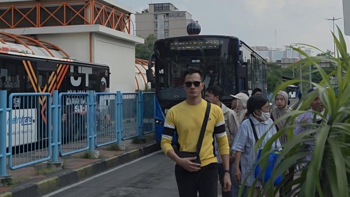 warga-mengeluh-transjabodetabek-diwacanakan-naik-tarif-1781425057375_169