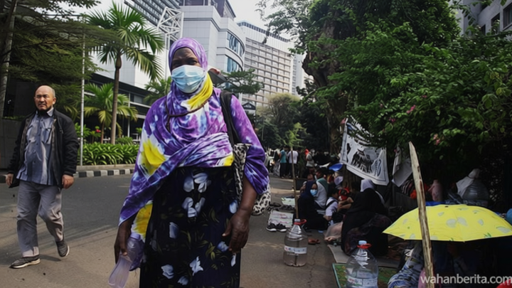 Key Issue: WNA ‘Camping’ di Trotoar Kantor UNHCR Jaksel Ditertibkan, Bakal Direlokasi