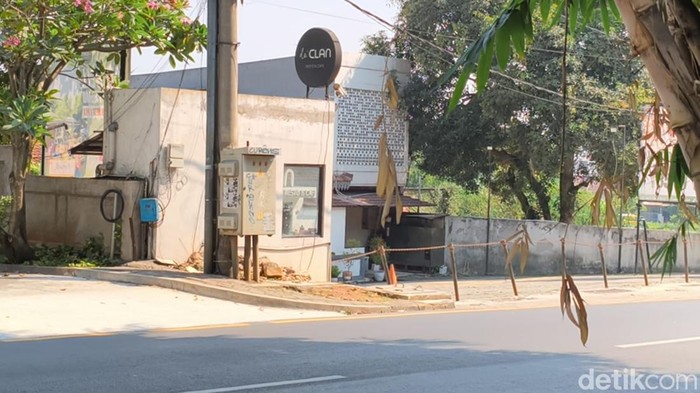 cafe-declan-di-jalan-tole-iskandar-kota-depok-jawa-barat-tutup-tutupnya-cafe-tersebut-pun-viral-di-media-sosial-medsos-dok-det-1783927254926_169
