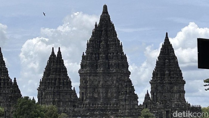 candi-prambanan-1767155386434_169